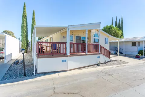 152 Casa Grande Dr, Red Bluff, CA 96080 photo 2