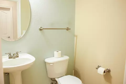 2049 Tradition Way, Redding, CA 96001 photo 19