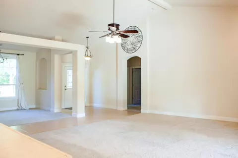 2049 Tradition Way, Redding, CA 96001 photo 9