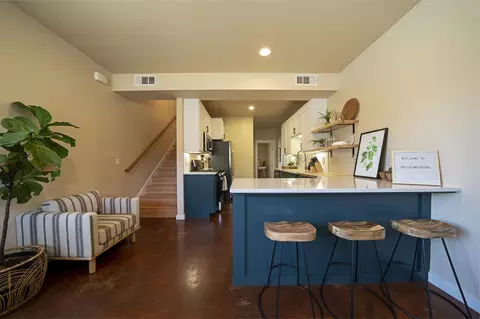 2794 Leland Ave, Redding, CA 96001 photo 2