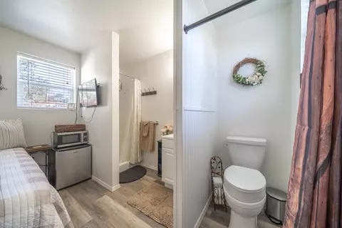 10194 Old Oregon Trl, Redding, CA 96003 photo 36