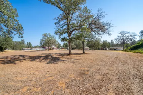 10194 Old Oregon Trl, Redding, CA 96003 photo 80