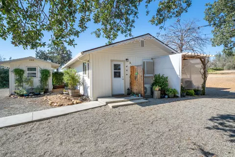 10194 Old Oregon Trl, Redding, CA 96003 photo 9