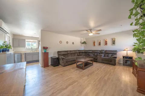 10194 Old Oregon Trl, Redding, CA 96003 photo 14