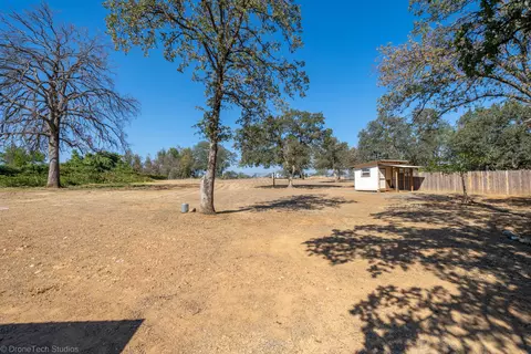 10194 Old Oregon Trl, Redding, CA 96003 photo 73