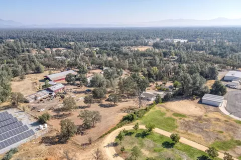 10194 Old Oregon Trl, Redding, CA 96003 photo 96