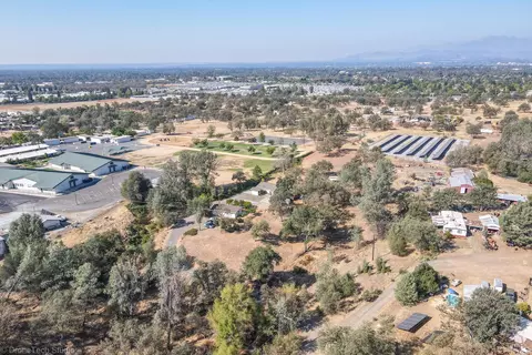 10194 Old Oregon Trl, Redding, CA 96003 photo 92