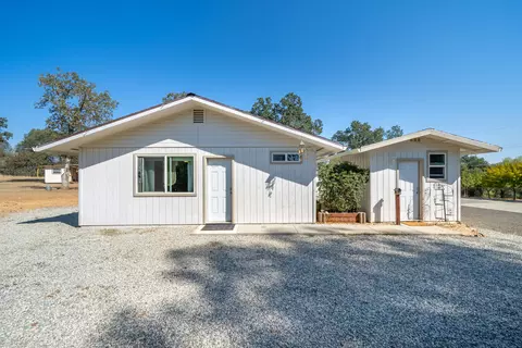 10194 Old Oregon Trl, Redding, CA 96003 photo 32