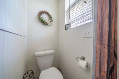 10194 Old Oregon Trl, Redding, CA 96003 photo 39