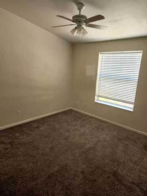 20113 Cindy Ln, Redding, CA 96002 photo 13