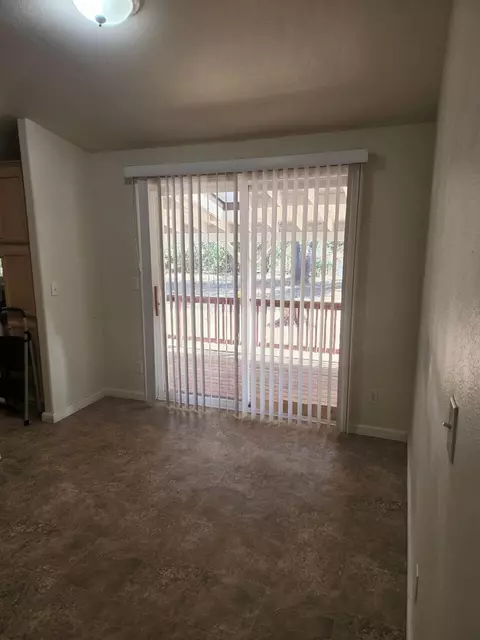 20113 Cindy Ln, Redding, CA 96002 photo 7