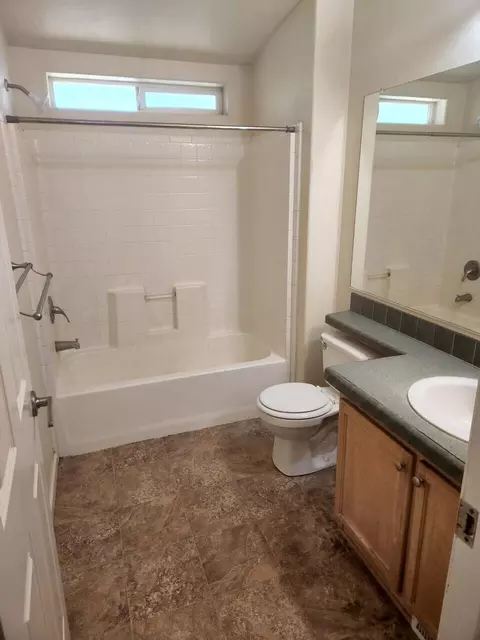 20113 Cindy Ln, Redding, CA 96002 photo 15