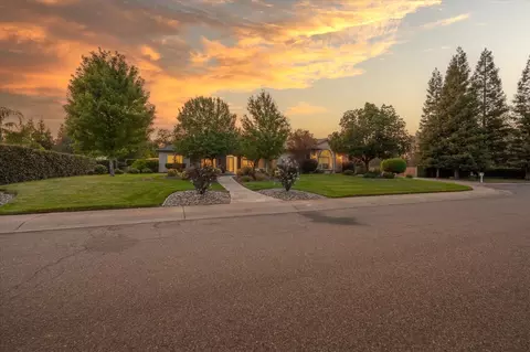 3370 Wimbledon Dr, Redding, CA 96002 photo 45