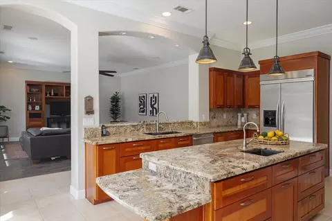 3370 Wimbledon Dr, Redding, CA 96002 photo 15