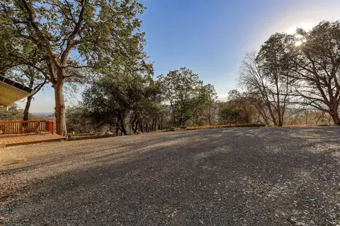14233 Wintu Way, Redding, CA 96003 photo 7