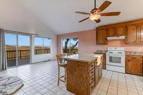 14233 Wintu Way, Redding, CA 96003 photo 19