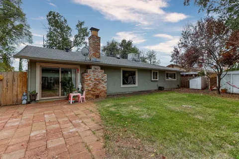 1080 Mistletoe Ln, Redding, CA 96002 photo 35