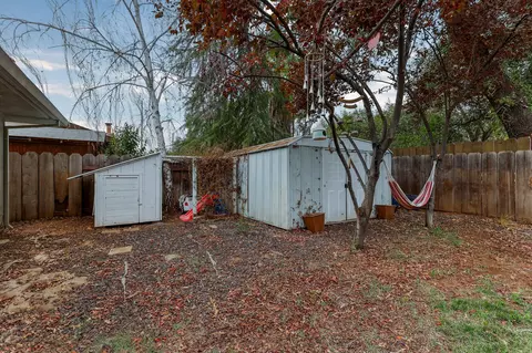 1080 Mistletoe Ln, Redding, CA 96002 photo 36