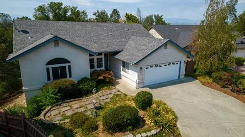 144 Franciscan Trl, Redding, CA 96003 photo 1