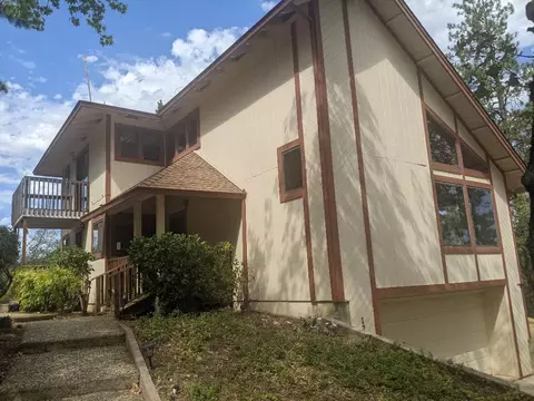 12877 Bobs Mountain Rd, Redding, CA 96003 photo 2