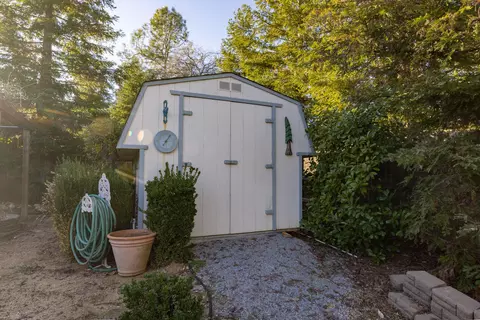 19292 Sellins View Ct, Redding, CA 96003 photo 19