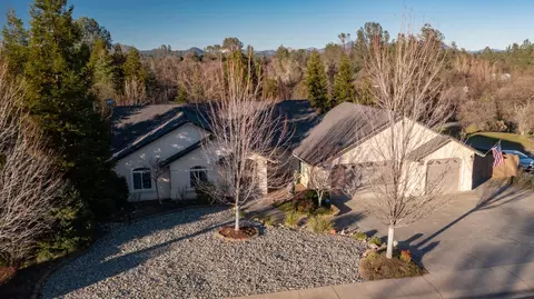 19292 Sellins View Ct, Redding, CA 96003 photo 23