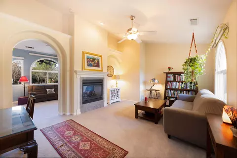 19292 Sellins View Ct, Redding, CA 96003 photo 7