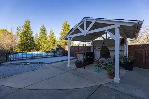 19292 Sellins View Ct, Redding, CA 96003 photo 20