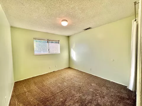 2123 Galaxy Way, Redding, CA 96002 photo 8