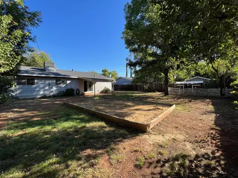 2123 Galaxy Way, Redding, CA 96002 photo 10