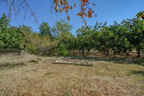 124 Santa Rosa Ave, Gerber, CA 96035 photo 41