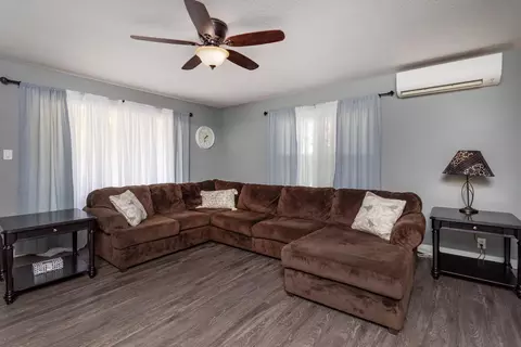 23402342 Shasta St, Redding, CA 96001 photo 5