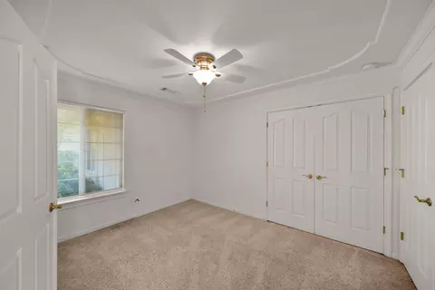 1426 Lavender Way, Redding, CA 96003 photo 8