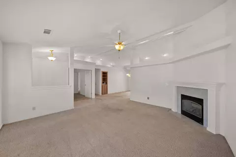 1426 Lavender Way, Redding, CA 96003 photo 6
