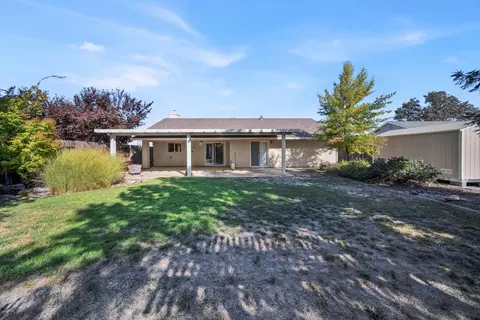 1426 Lavender Way, Redding, CA 96003 photo 37