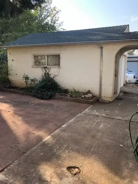 1022 West St, Redding, CA 96001 photo 31