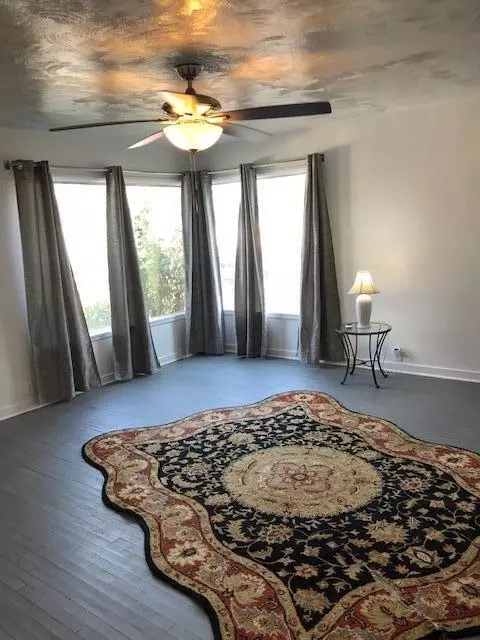 1022 West St, Redding, CA 96001 photo 3
