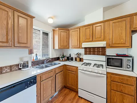 742 Branstetter Ln, Redding, CA 96001 photo 6
