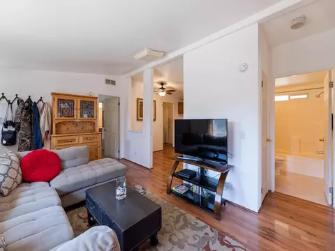 742 Branstetter Ln, Redding, CA 96001 photo 2
