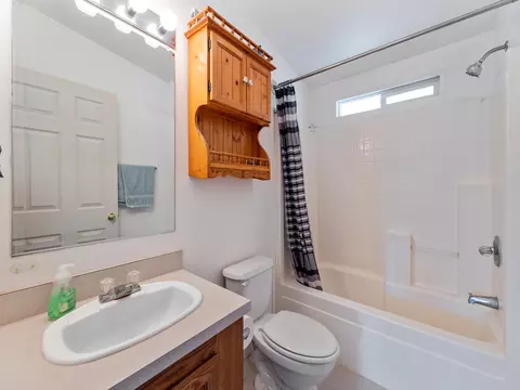 742 Branstetter Ln, Redding, CA 96001 photo 12
