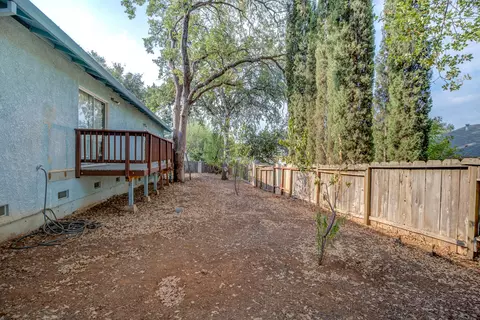 1095 Harpole Rd, Redding, CA 96002 photo 35