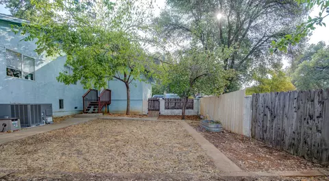 1095 Harpole Rd, Redding, CA 96002 photo 32