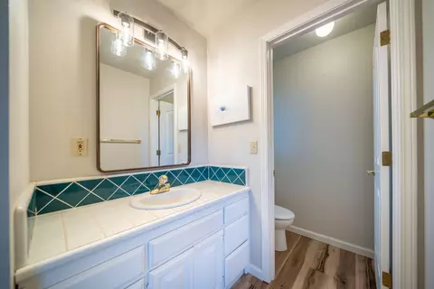 1095 Harpole Rd, Redding, CA 96002 photo 20
