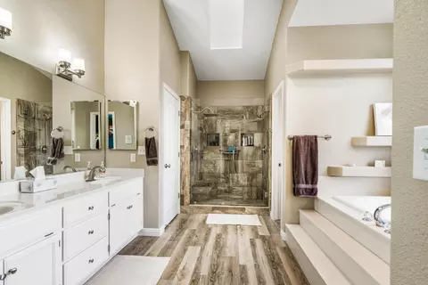 6750 Eastmont Dr, Redding, CA 96002 photo 18