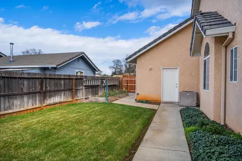 6750 Eastmont Dr, Redding, CA 96002 photo 34