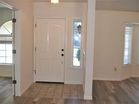 6424 Oxbow St, Redding, CA 96001 photo 2
