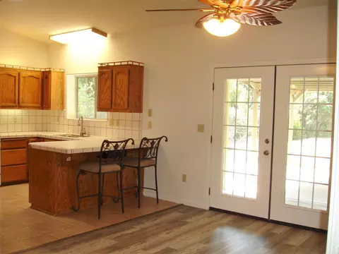 6424 Oxbow St, Redding, CA 96001 photo 7