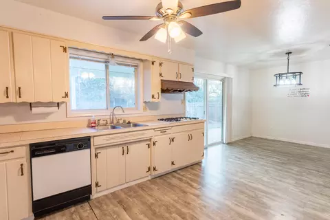 3472 Bardick Rd, Anderson, CA 96007 photo 11