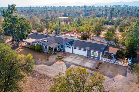 21350 Albatross Way, Redding, CA 96003 photo 3