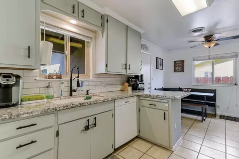 3029 Merle Dr, Redding, CA 96001 photo 6